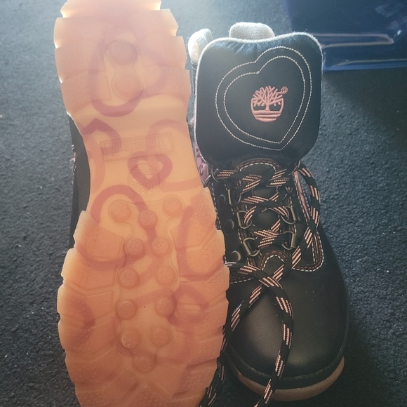Timberland boots - Picture 3 of 3